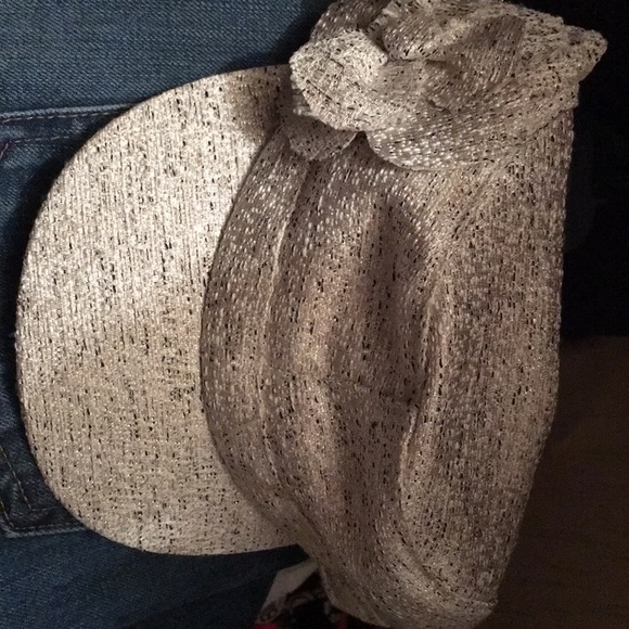 Hat - Picture 7 of 7